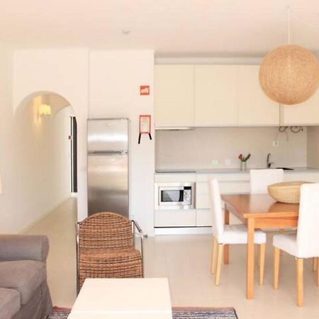 Vila Rosa Sunny Apartment W/ Pool By Lovelystay Portimao Luaran gambar